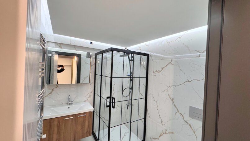 Mürsel Uluç dairesi banyo duşakabin